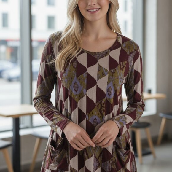 Logo Women's Top with Burgundy and Cream Geometric Design - Picture 2 of 16